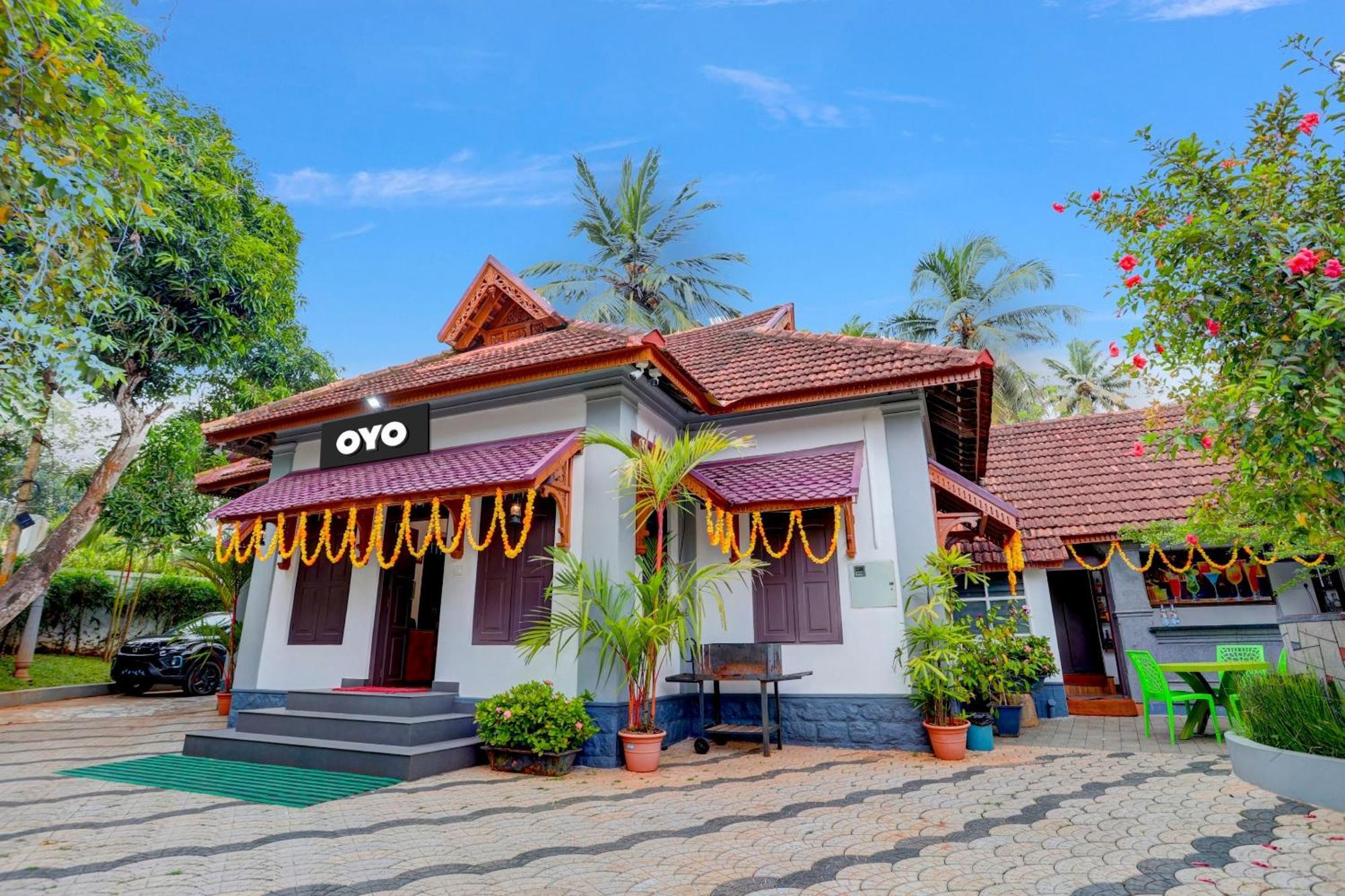 Hotel O Poptavern Heritage Kovalam Kültér fotó