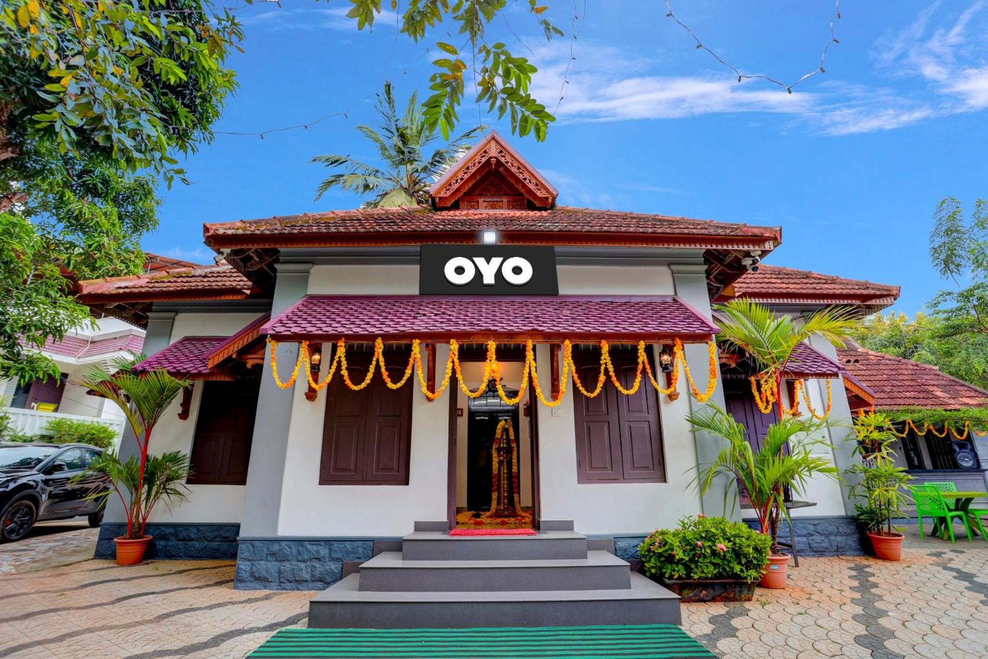 Hotel O Poptavern Heritage Kovalam Kültér fotó