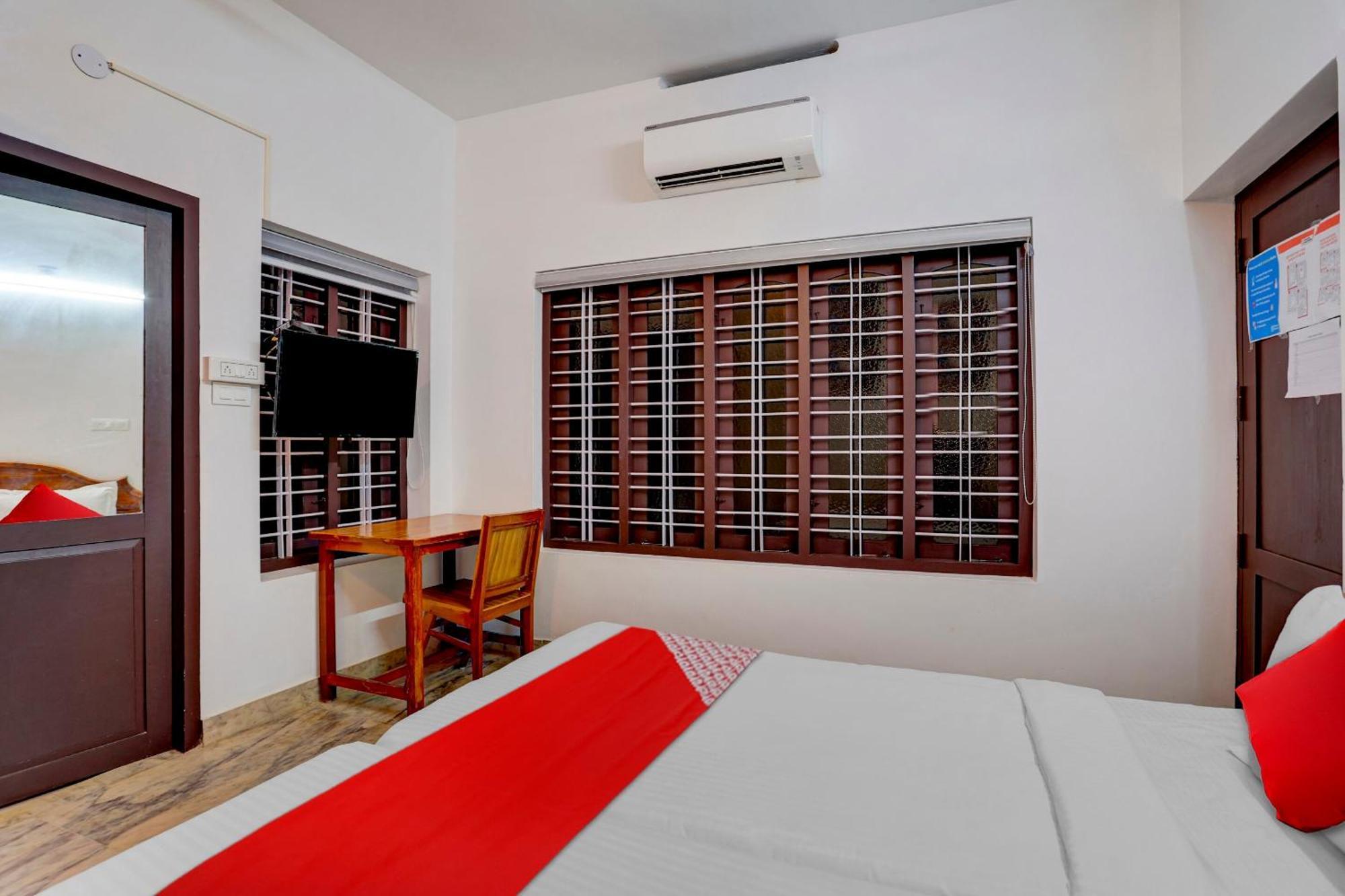 Hotel O Poptavern Heritage Kovalam Kültér fotó